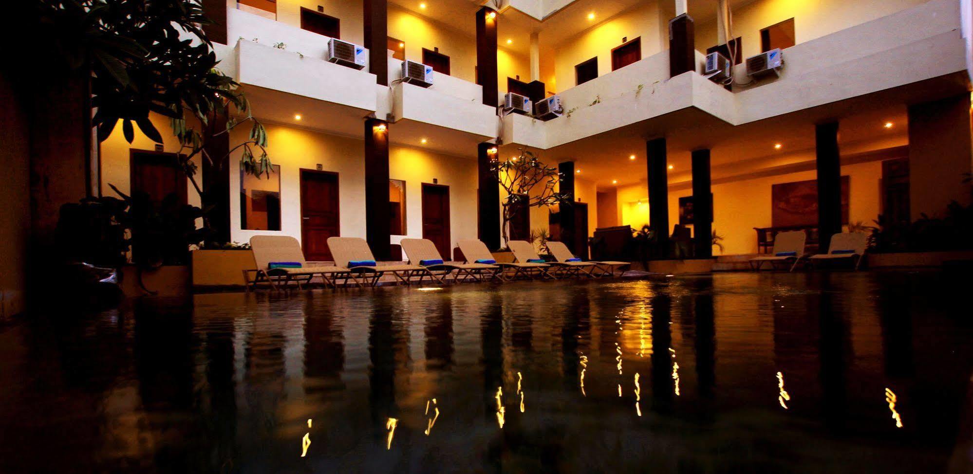 Nomad Hub Canggu  Exterior photo